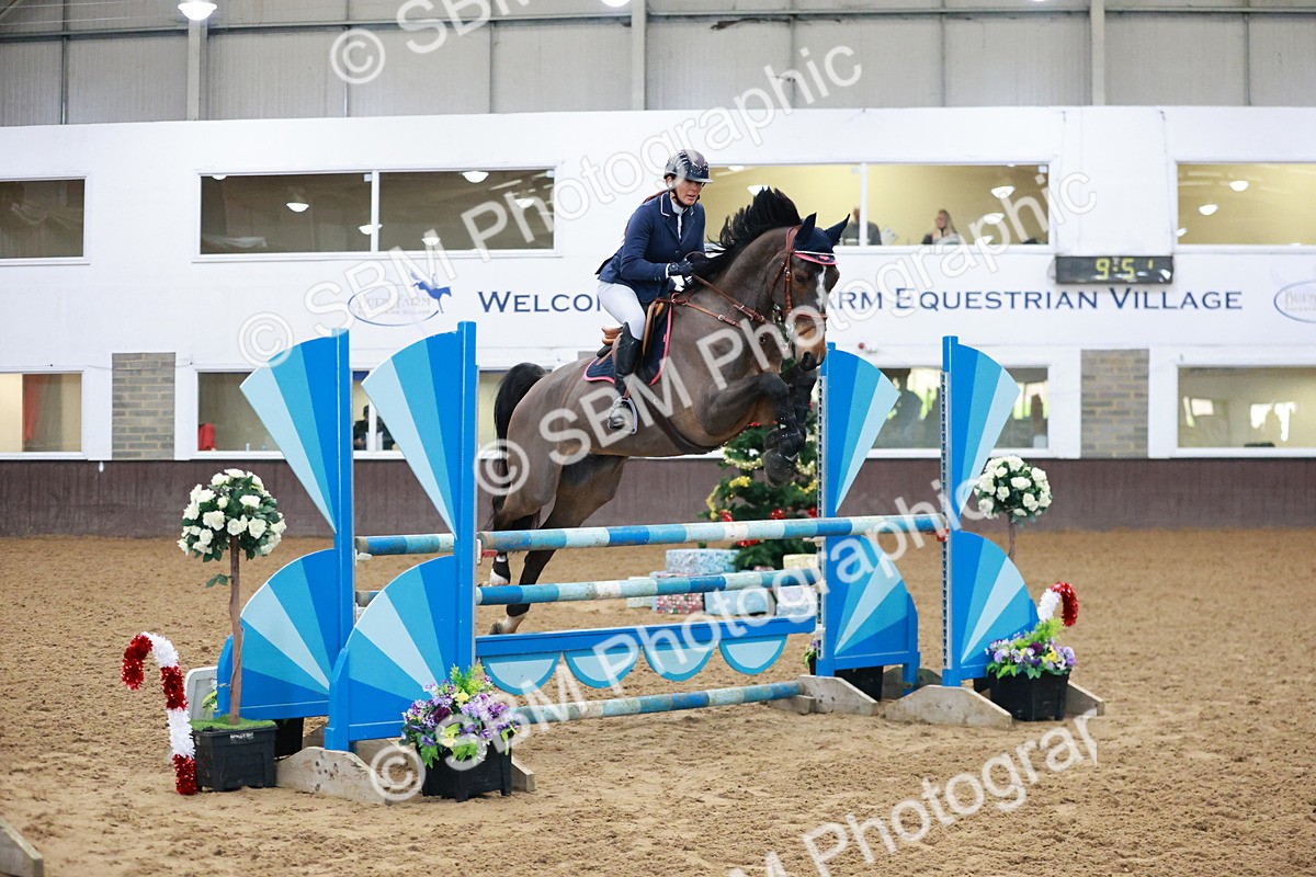 SBM_001221 - Class 4 - Senior Newcomers 1.10m