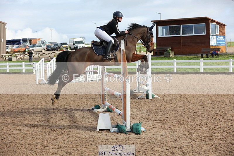 240223A-115056-00962 - Cls 4 Snr 1.05m Open