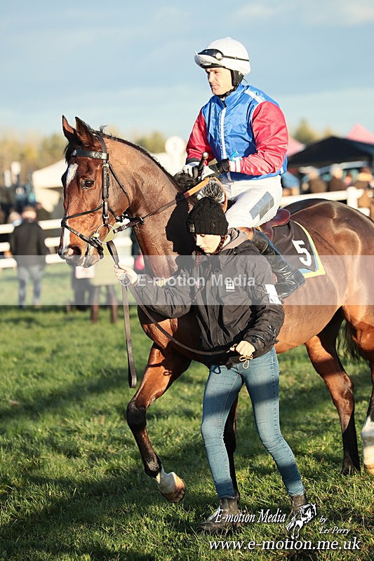 PtP 301125  0931 - Hursley Hambledon Point-to-Point Larkhill Racecourse 30/12/2025