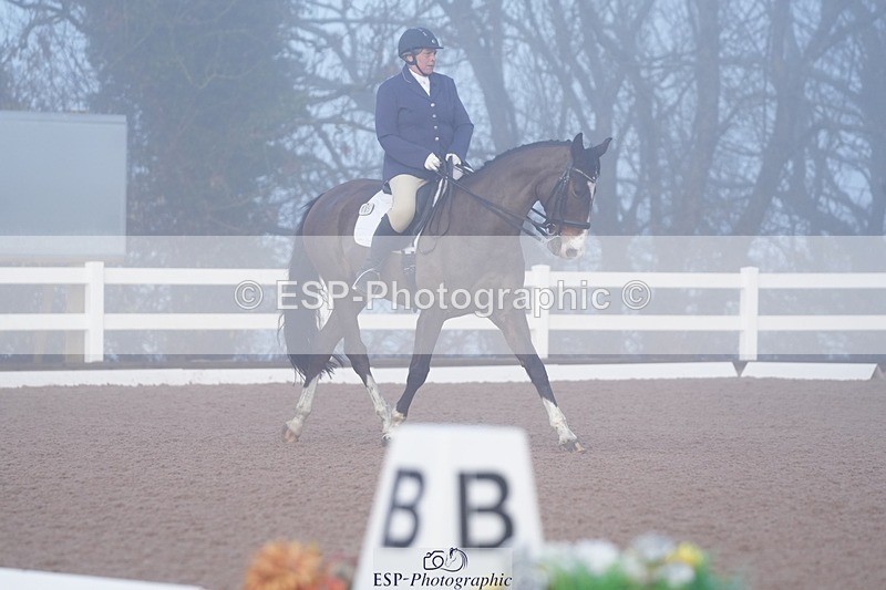 260213-090705-00493 - 105-Nicola.Seal