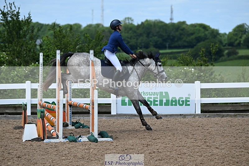 240609A-120210-04397 - Cls 23 Pony Intro 70cm