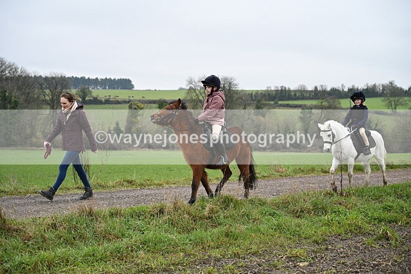 WJ7_9675 - Walk out..