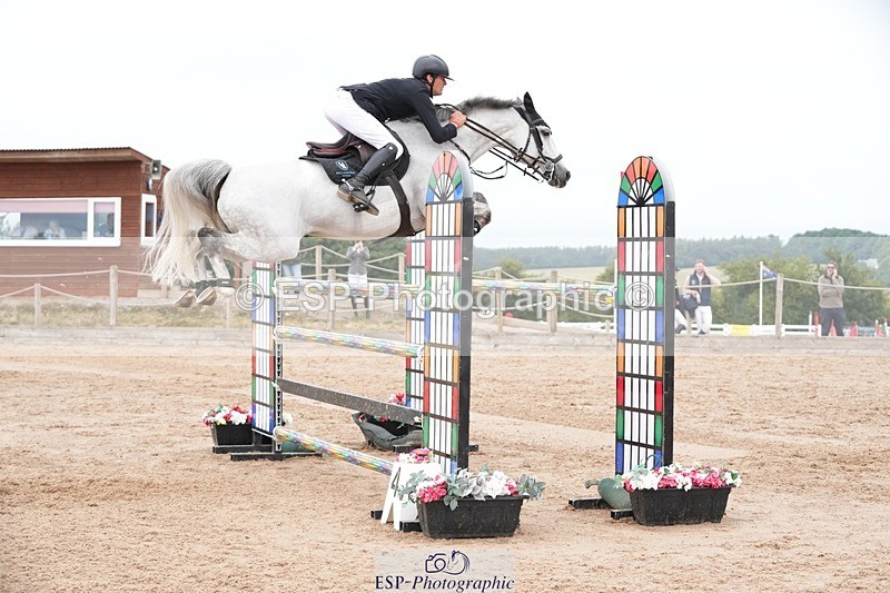 250718-113937-10072 - Cls 2, 3 Star Small Tour Break til End