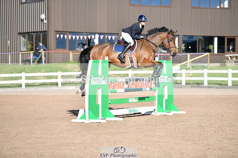231110A-144604-00866 - Cls 6 Foxhunter & 1.20m Open