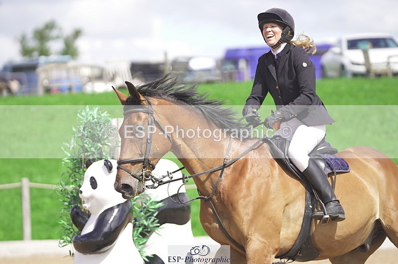 230806A-123740-02024 - Cls 14 Snr Foxhunter & 1.20m Open