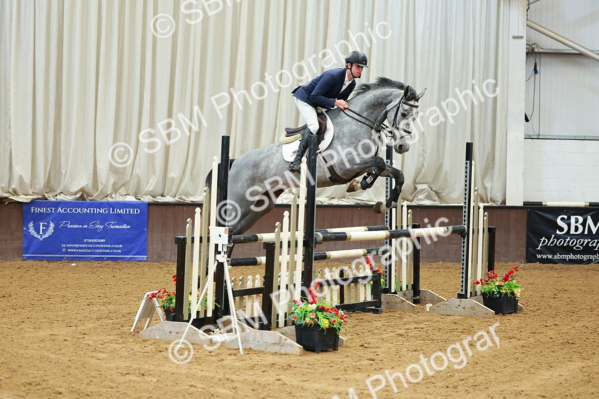 SBM_007059 - Class 19 - Senior Newcomers 1.10m