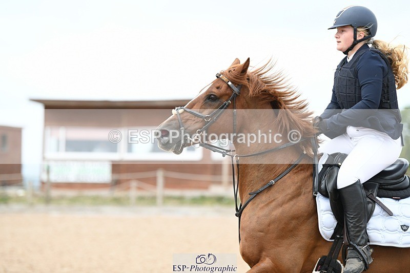 250807-113758-00721 - 1m Round 1