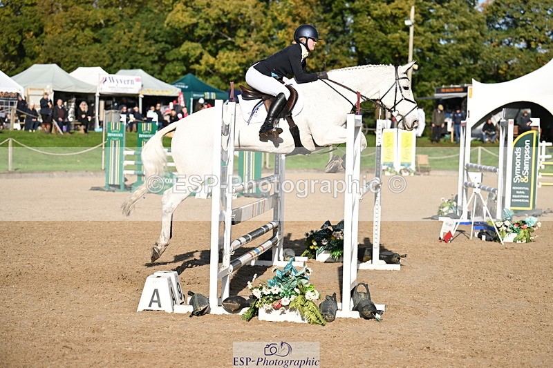 251024A-105826-06636 - B-153-Charlotte.Franck-Steier