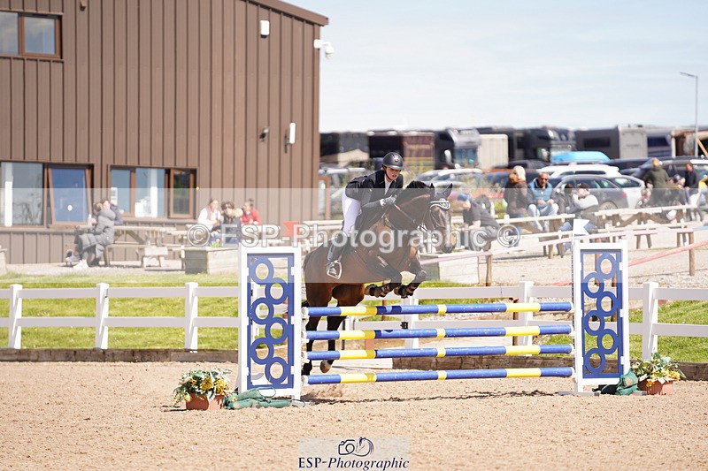 240418A-131755-03157 - Cls 37, Amateur 1.05m