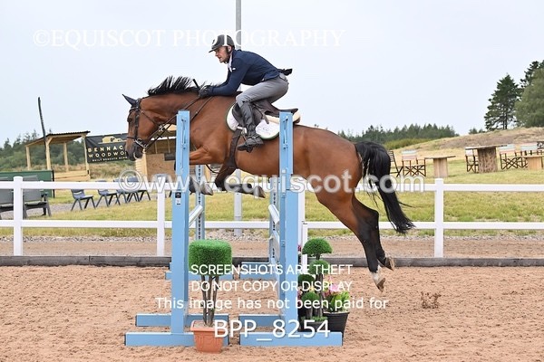BPP_8254 - CLASS 18 SAT Nupafeeds Senior Discovery/1m open
