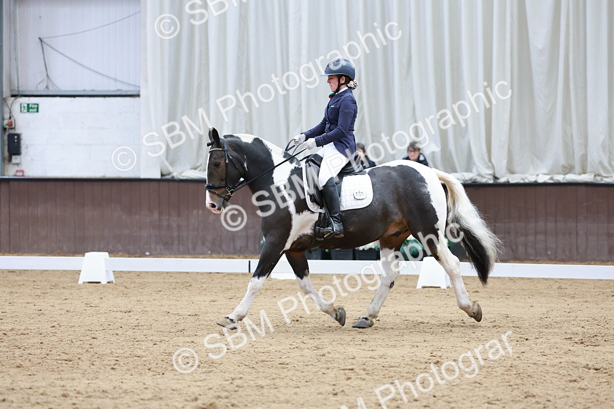 SBM_009814 - Class 6b - Novice 6 - 12.40-13.43