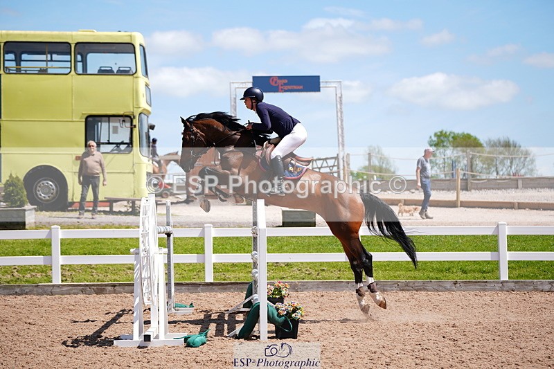 240525A-132000-06176 - Cls 17 National 1.30m