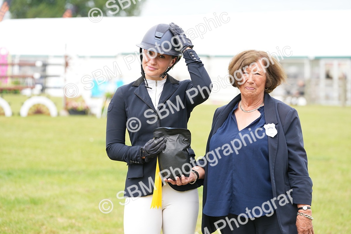 SBM_06640 - Class 202 - National 1.40m Open