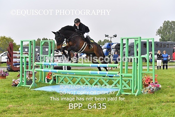 BPP_6435 - CLASS 1 Senior Newcomers/ 1.10m Open