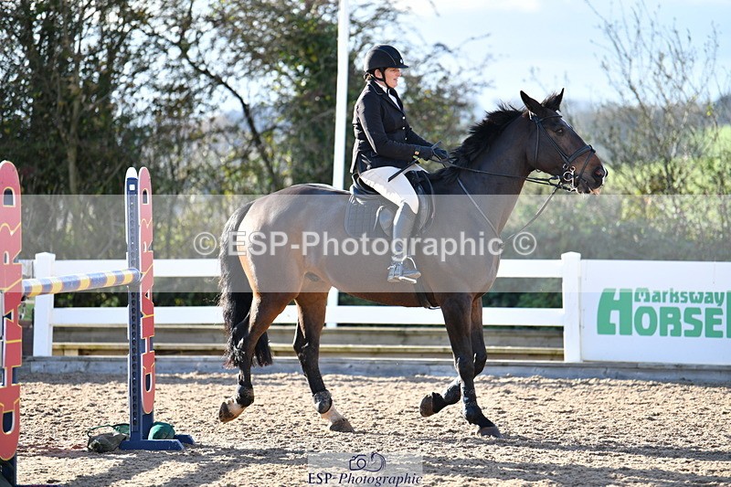 231110A-150812-00975 - Cls 6 Foxhunter & 1.20m Open