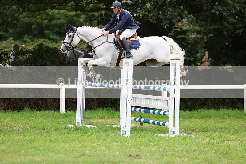 3E7A8354 - Class 8: Senior Foxhunter/1.20m open