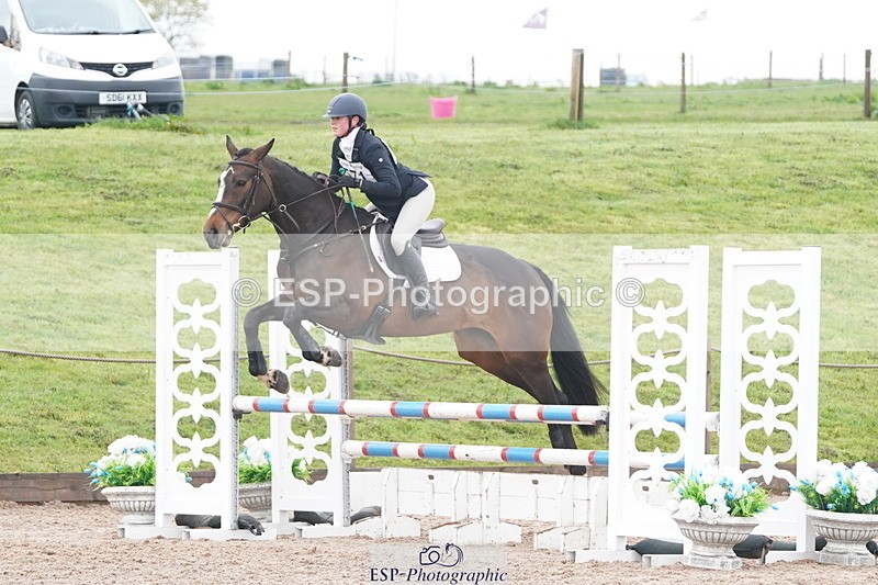 250419-103902-08399 - 571-Daisy.Waldock-BALLYHICKEY.MASIE