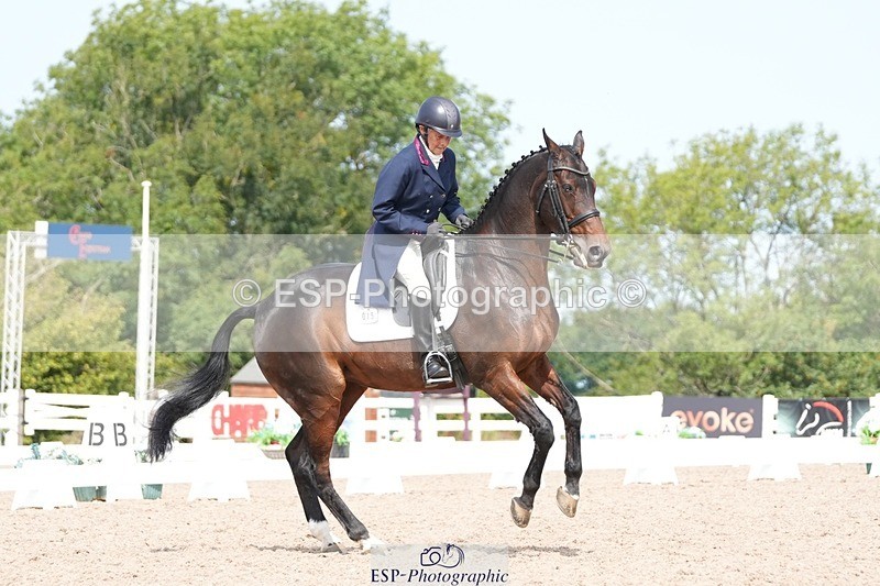 250815-120409-01047 - 015-Susan.LanzWellshead.Foxtrot