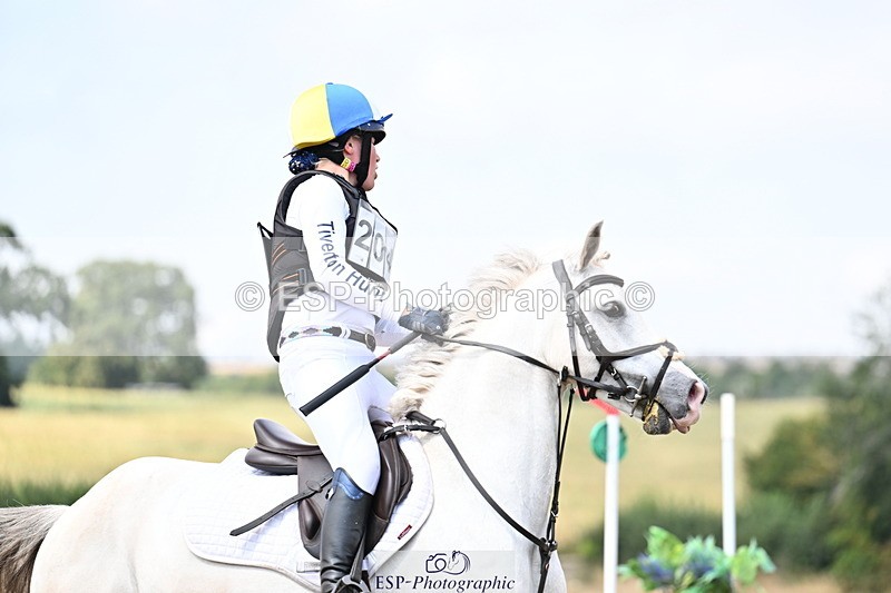 250824A-131507-37023 - 2045-Rosie.Saunders