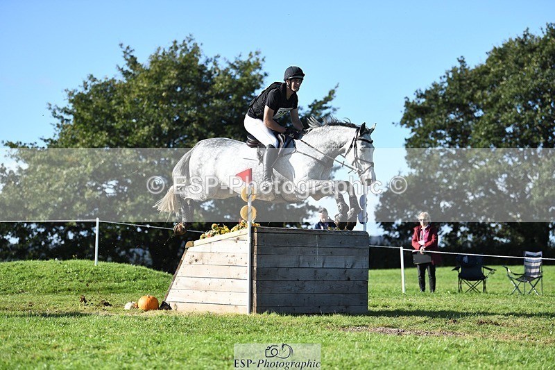 231022-112818-26224 - 252-A.LUCKY.STRIKE-Toby.Roach-XC