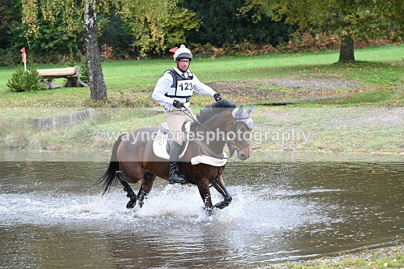 WJ7_4227 - Time 11:49 to 12:11