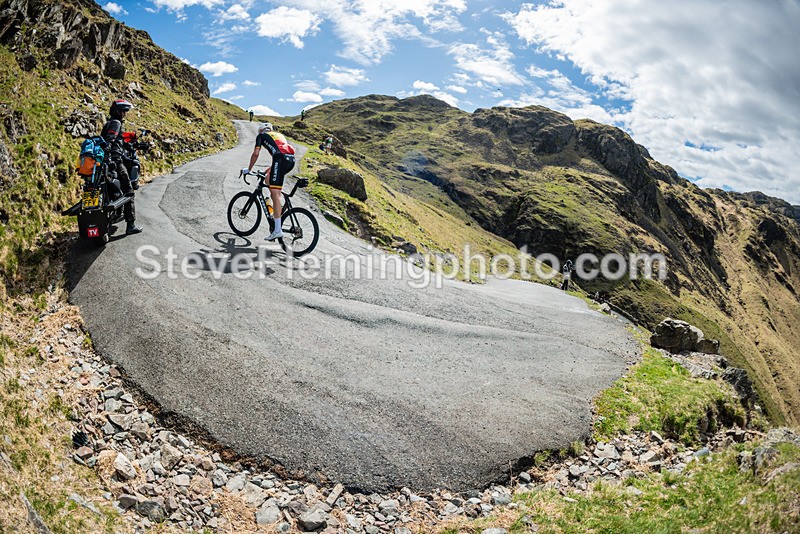 105821 - Hardknott Hairpin 11.00 - 12.00