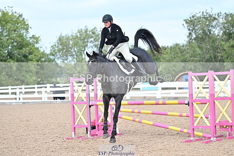 241004A-124929-02102 - Fri 09 95cm Amateur Quals