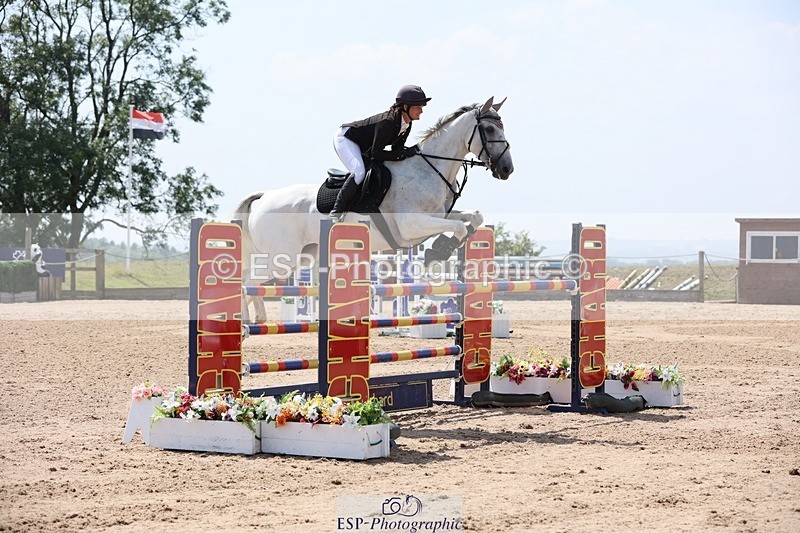 250725-142054-03261 - Cls 3 Snr Foxhunter