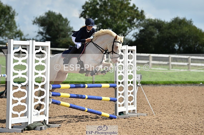 230902A-140246-01580 - Cls 3B Pony Medium 90cm