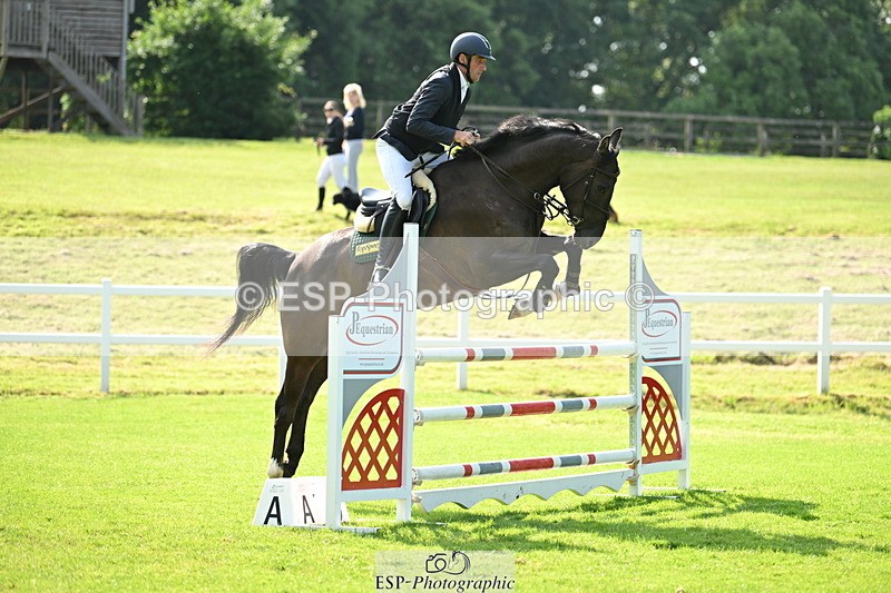 250614A-090432-04866 - Cls 18 Newcomers and 1.10m Open