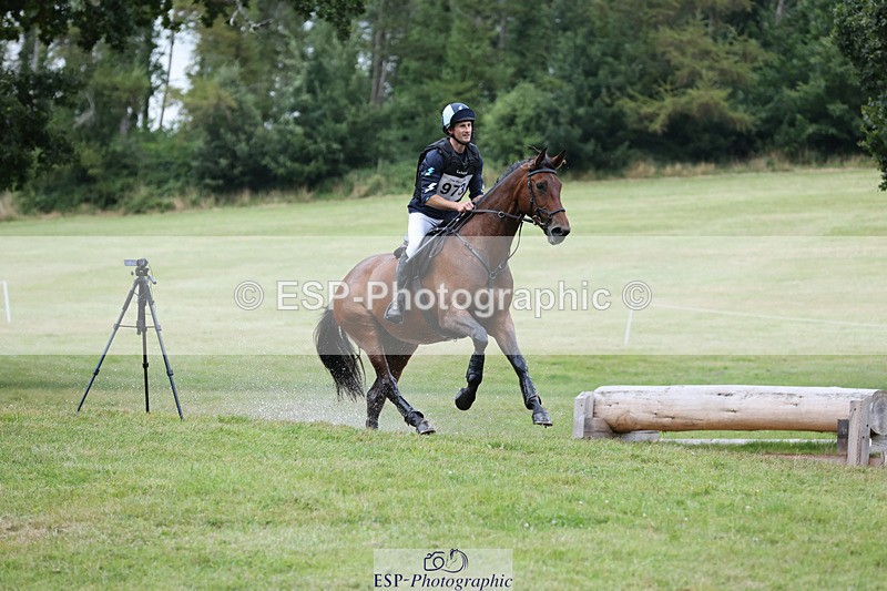 240825X-174030-38400 - 80cm XC 17.30 to End