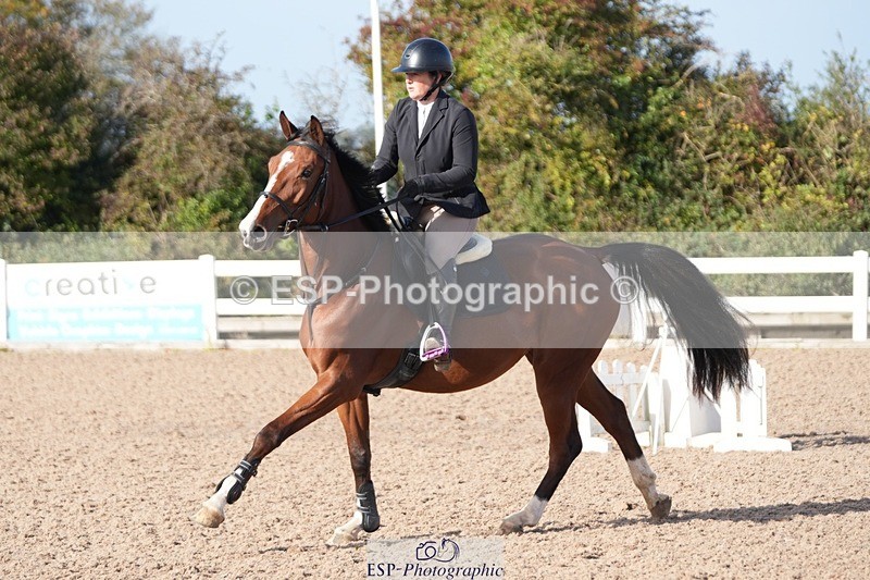 251004-102114-01743 - Cls 15 British Novice and 90cm Open