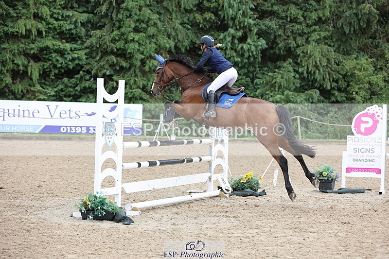 250705A-171511-16406 - Cls 37 1.05m Amateur Quali