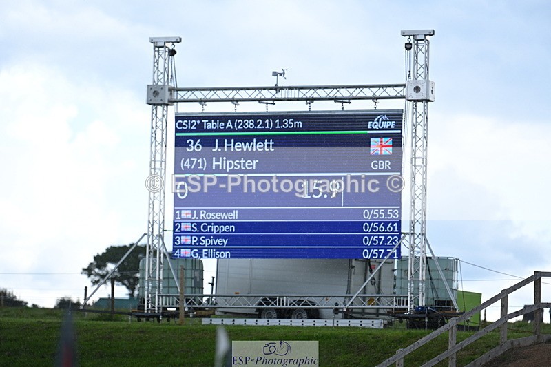 230721A-112754-05656 - Cls 6, 2 Star Medium 1.35m