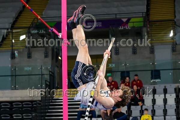 Age26SUN-918916 - Field Male