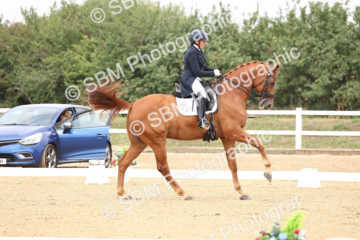 SBM_007067 - Class 9 - FEI INT I - 13.37-14.33