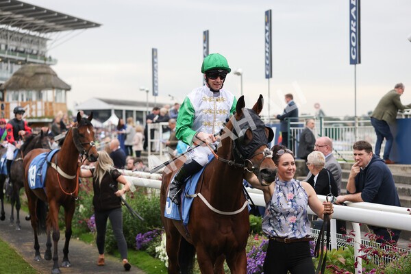 yr09102021r7-8 - Race 7 5.00pm Coral Proud Sponsors Of British Racing Finale Handicap