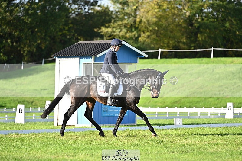 251024A-100732-07978 - F-452-Suzy.Stoneman