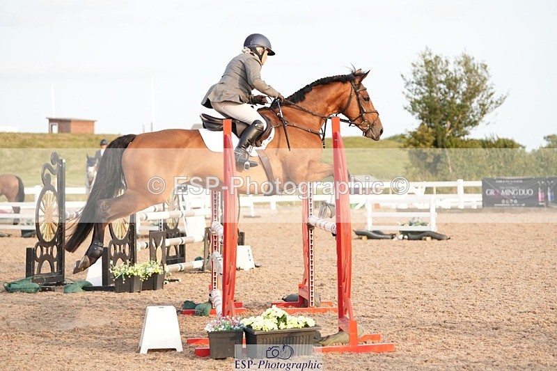 250805-192255-00822 - 1m and 1.10m