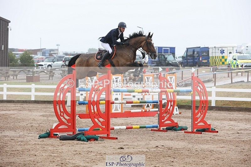 250717-142742-05972 - Cls 1, 3 Star Small Tour Start to Break