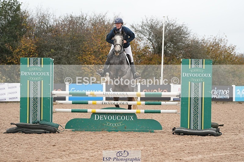 251109-104840-03469 - Cls 19 Snr 1.05m Open