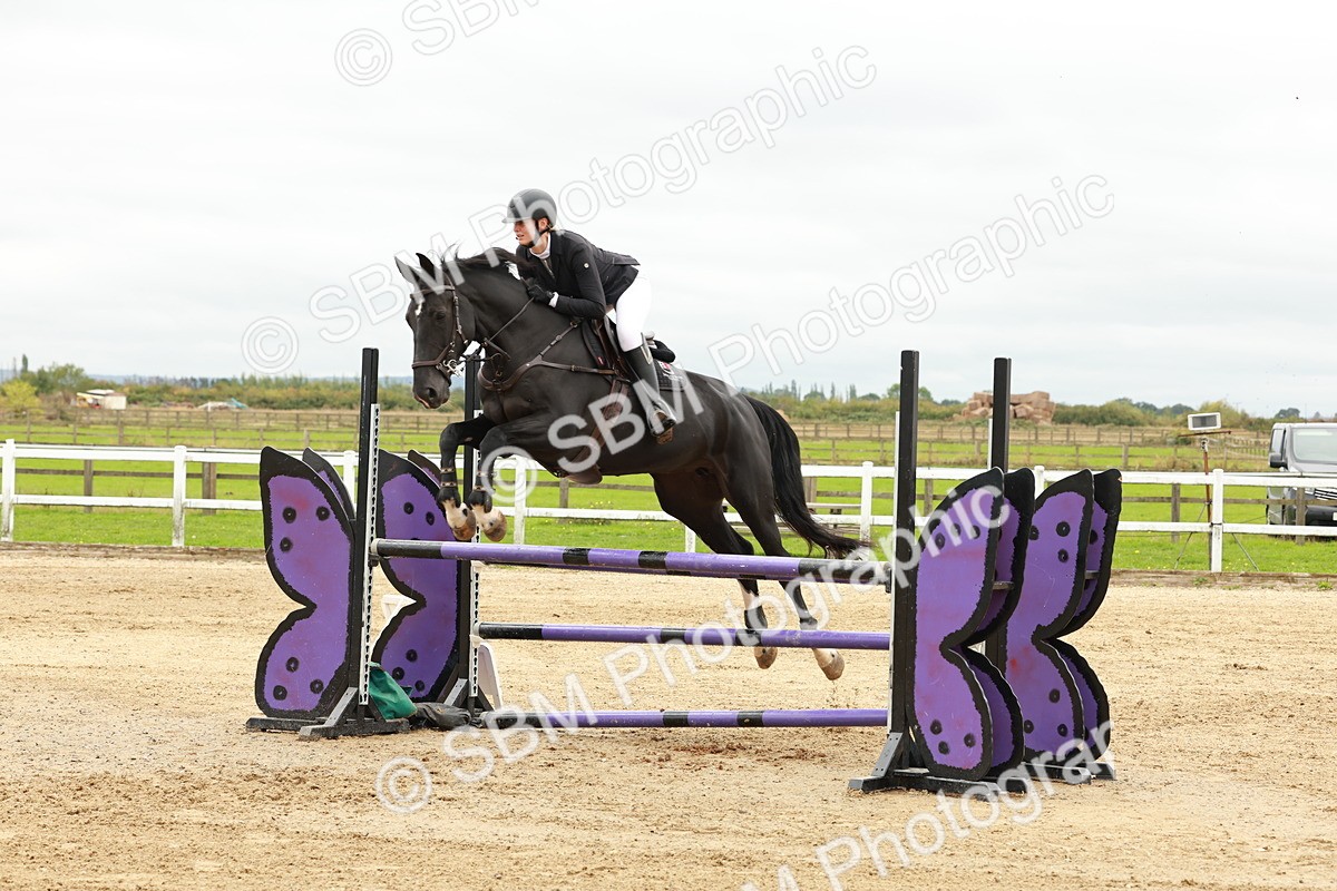 1I0A7893 - Class 4 - Senior Newcomers 1.10m