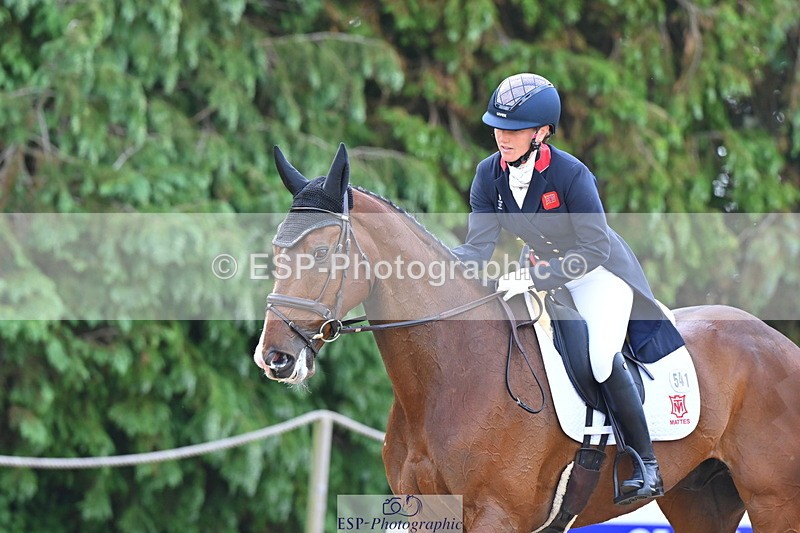 250523A-090345-05405 - D-451-Laura.Collett-DRUMGIVEN.MR.CHARISMA