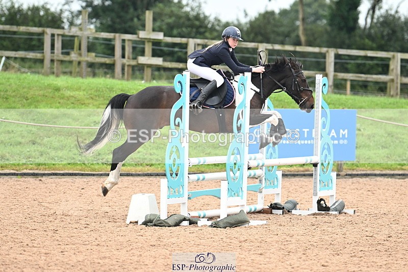 240907A-122554-01614 - Cls 3 Pony Medium Team 80cm & 90cm