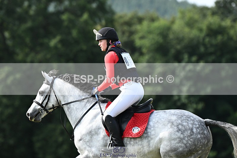 240825X-111128-31972 - 70cm XC 11.00 to 12.00