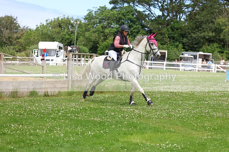 3E7A3527 - Class 6: Hawkins Motors Senior 1.00m Derby
