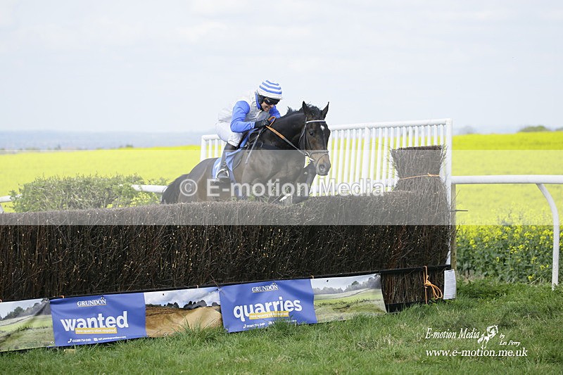 PtP 180422 184 - Old Berkshire PtP Lockinge 18/04/22