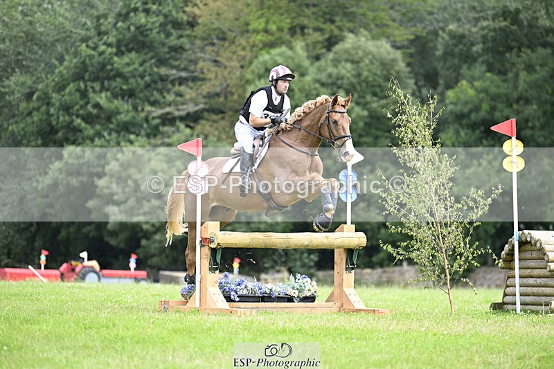 240804-114735-12134 - 351-Rupert_Batting-COOMBELAND_CEVIN