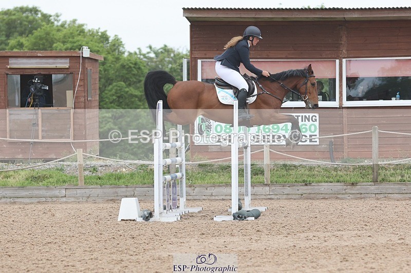 250524-124612-04770 - Cls 15 Snr Fox 1st Rnd