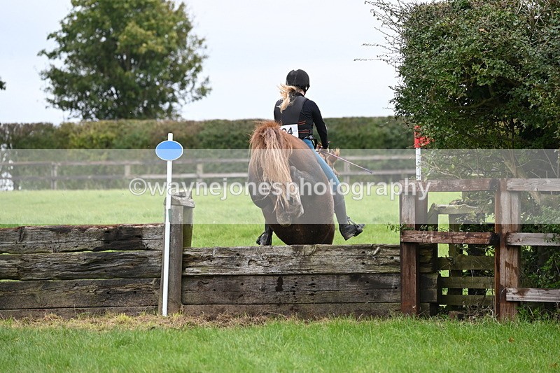 WJ6_4608 - Time at Photographer 11:57 to 12:14